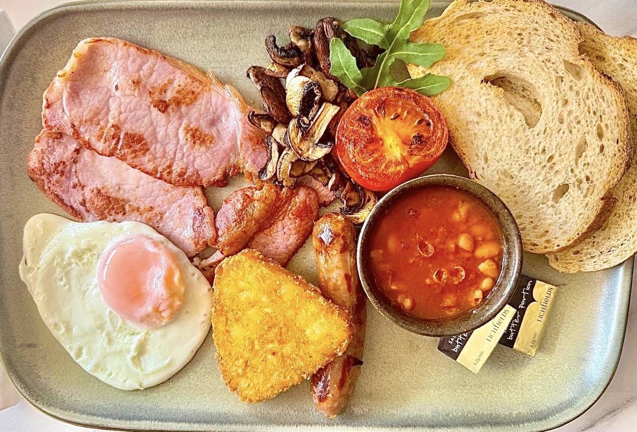 Food served at Enzo's Café